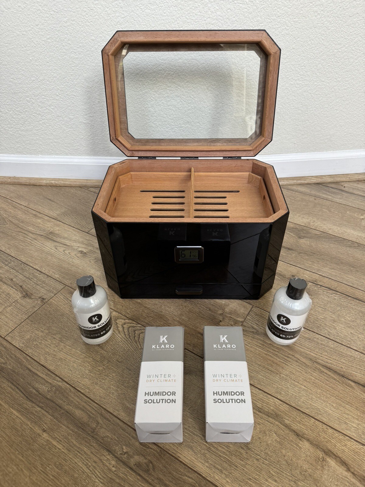 Case Elegance Klaro Cigar Humidor Octodor Black Piano Finish With