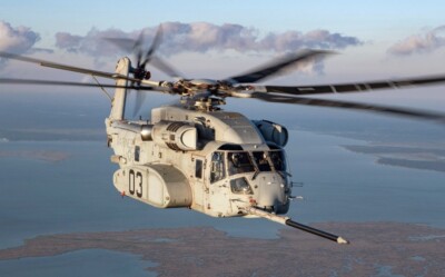 Framed 4'' X 6'' Print of a Sikorsky CH-53E ''Super Stallion'' Helicopter.