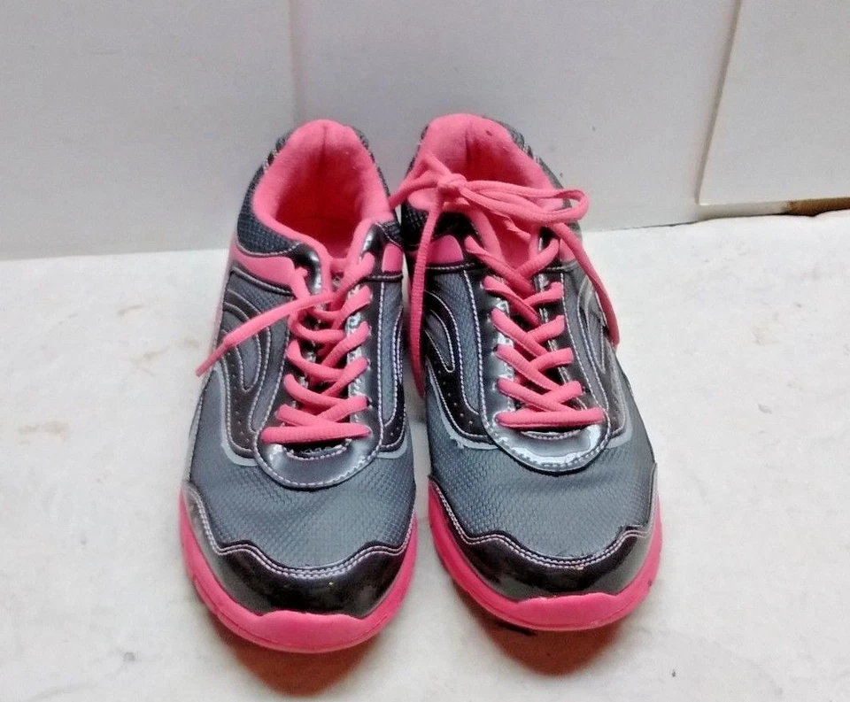 Curves For Women Black Synthetic Athletic Sneakers Lace Up Running Shoes 10 M 41 - Image 2 of 4