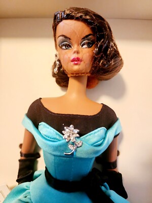 Barbie Fashion Model Collection Glamous Satin Ball Gown GOLD Label Edition