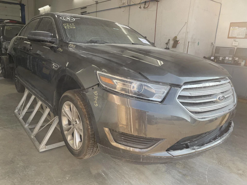 Conjunto de bomba y motor ABS usado se adapta a: montaje Ford Taurus 2016 desde 08/05/13 G Foto 4 de 4