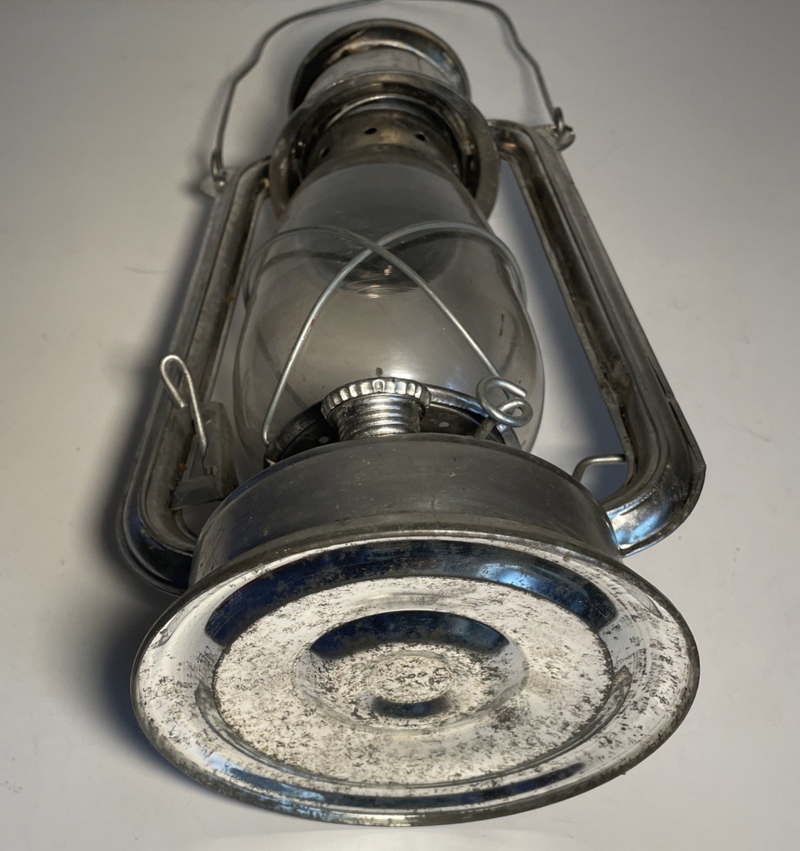 Wangguang 255 Old Lantern Kerosene Lamp Made In China Wangguang 255 Old Lantern Kerosene Lamp Made In China