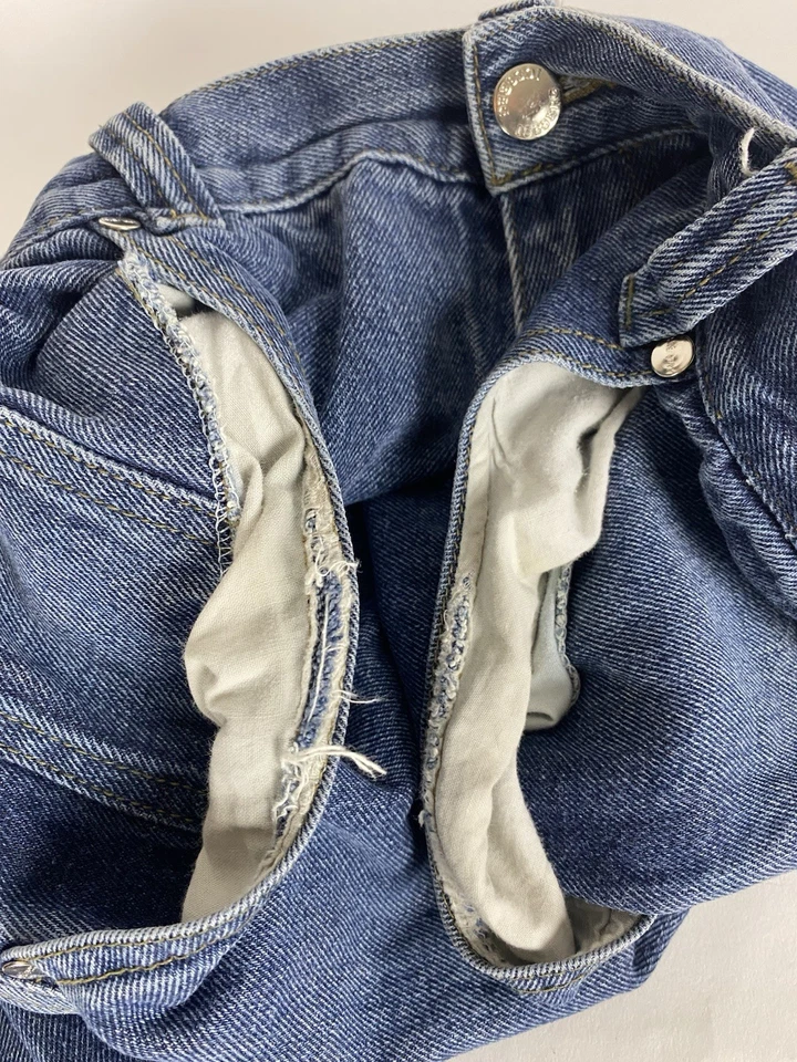 RARE VTG Iceberg History Denim Jeans Scooby Doo Tagged As 42 Runs 39” - Image 4 of 4