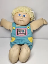 Cabbage Patch Kids,  1985 Girl Doll, Blonde Hair, Blue Eyes