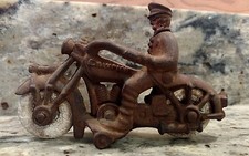 VINTAGE "CHAMPION" HARDWARE COMPANY CAST IRON TOY POLICE MOTORCYCLE WITH OFFICER