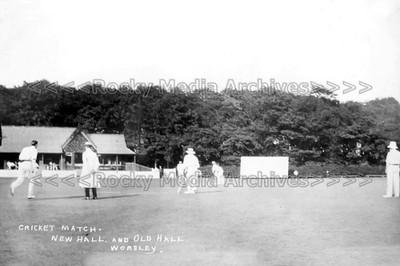 Uyy-64 Cricket Match, New Hall And Old Hall, Worsley, Salford. Foto