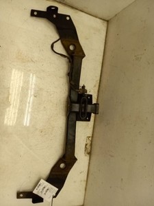 2001 TOYOTA SEQUOIA SR5 4.7L AWD AT TOW HITCH / REBAR