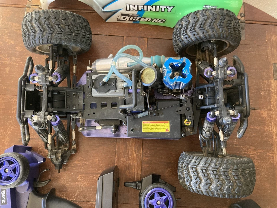 Exceed RC 4wd Truck Nitro  - Image 3 of 4