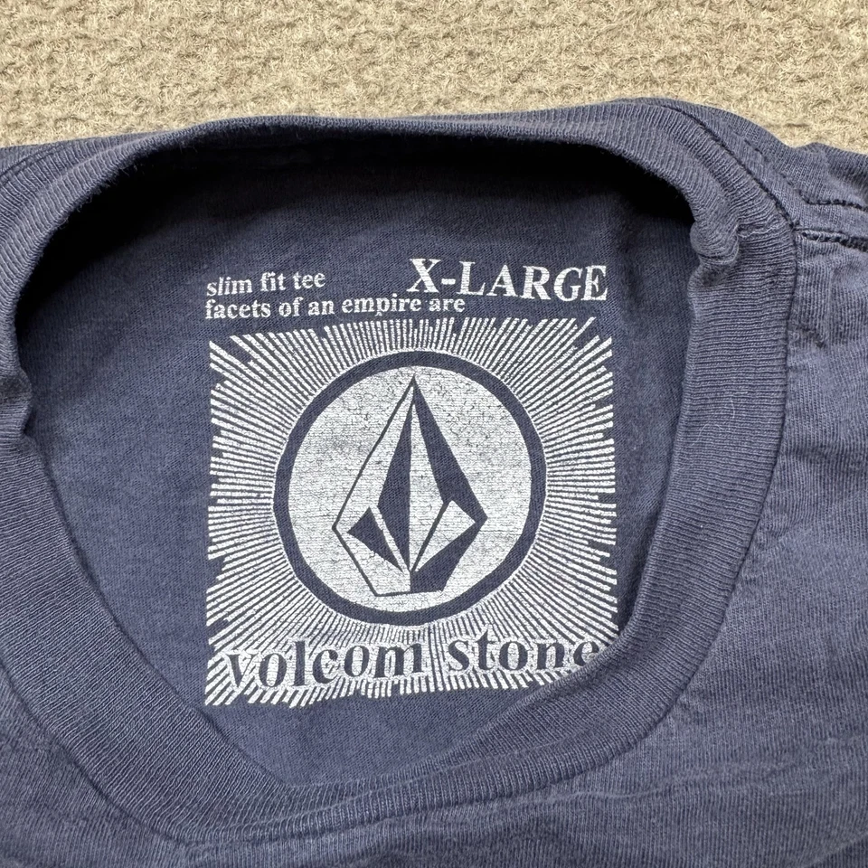 Volcom Men's Shirt Size XL Blue Short Sleeve Vintage Y2K Surfer Outdoor Beach - Image 2 of 4