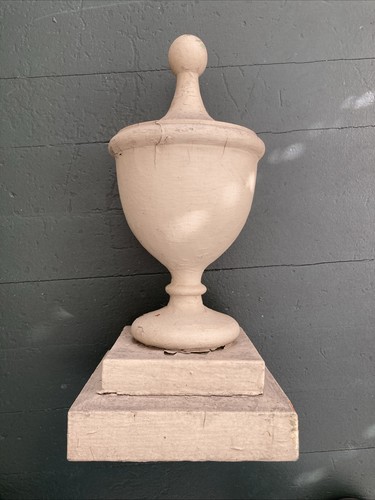 Antique wood turned Urn Finial fence post - Bild 3 von 7