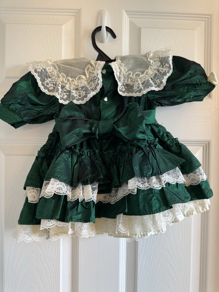 Martha's Miniatures We're Fussy Baby Girl Dress Size 2T Vintage Green/Ivory - Image 2 of 4