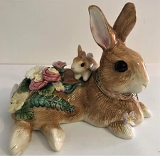 Fitz & Floyd Classic Rabbit w/Baby, Floral 13"