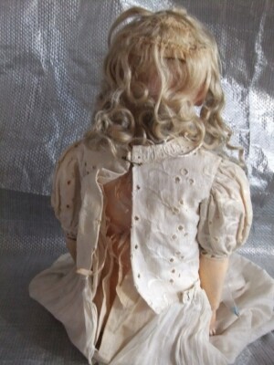 SH1079-85 DEP　1900年～1920年頃のシモンハルビック可愛　美人 Bisque Doll Antique SH1079-85 DEP 1900 to 1920s Cute Graceful