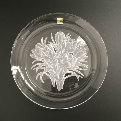 Hoya Crystal February Flower of the Month Crocuses Youthful Gladness Plate