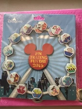Disney HKDL Fun Day 2015 HM Magical Ferris Elsa Duffy Buzz And More  15 Pin Set