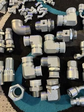 200+ Eaton/Danfoss Hydraulic Fittings Lot, EVERYTHING YOU SEE YOU GET