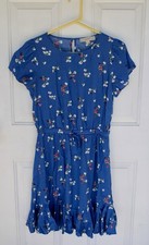 LOFT Blue Floral Short Sleeve Fit & Flare Knee Length Dress with Ruffle, Size S