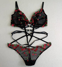 Victoria's Secret One Piece Underwire Lace Teddy Bodysuit w/Cherry Black XL NWT