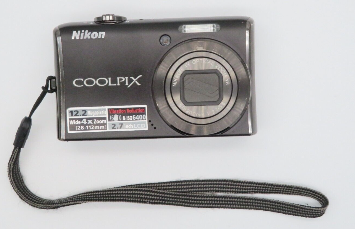 Nikon Coolpix S620 12.2MP Digital Camera with 4x Nikon COOLPIX 