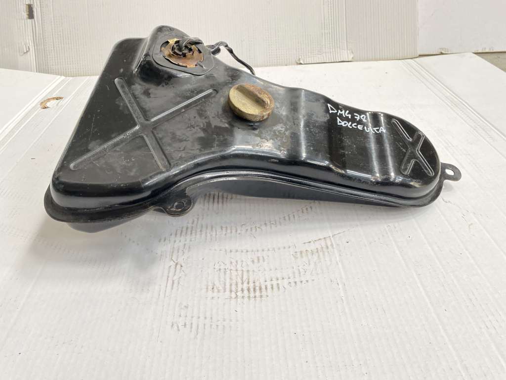 Flotador + Depósito Combustible Gasolina Motom Cisne 125cc 2007-13 (D