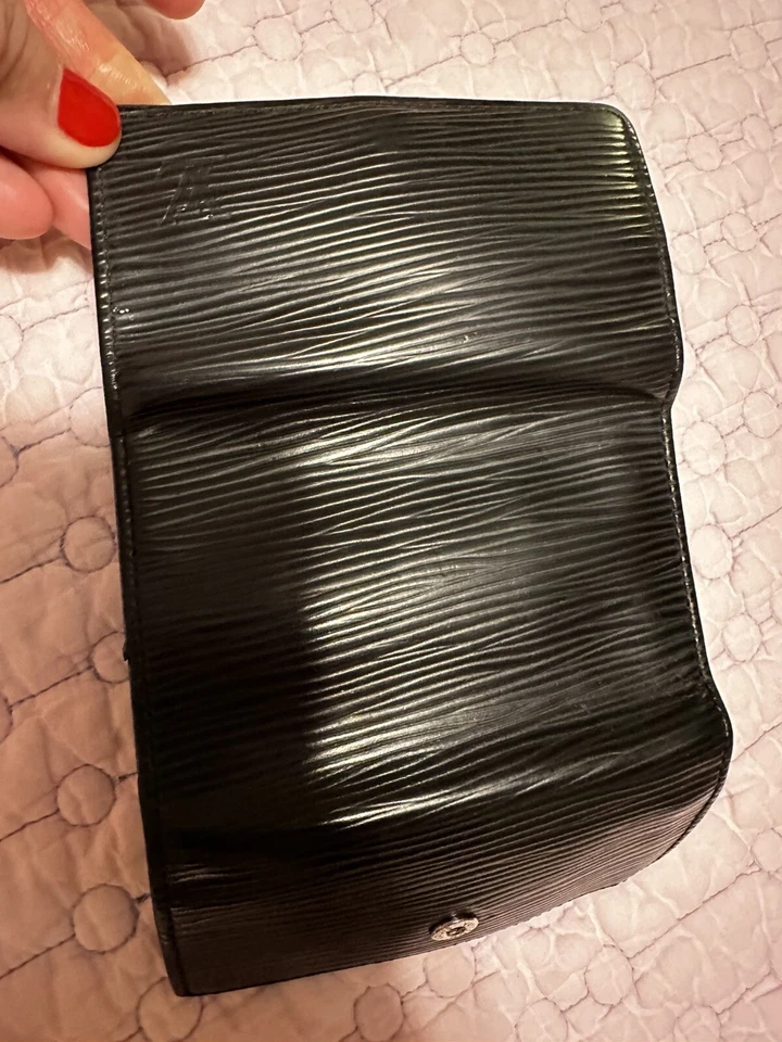 Autêntico Louis Vuitton Epi Key Case Preto Noir Prata Hardware - Imagem 2 de 4