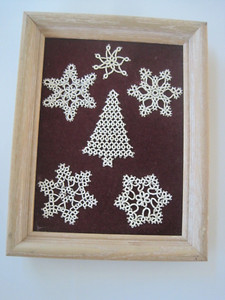 Tatted Tatting Snowflakes Christmas Tree In Frame Antique 14" x 11"
