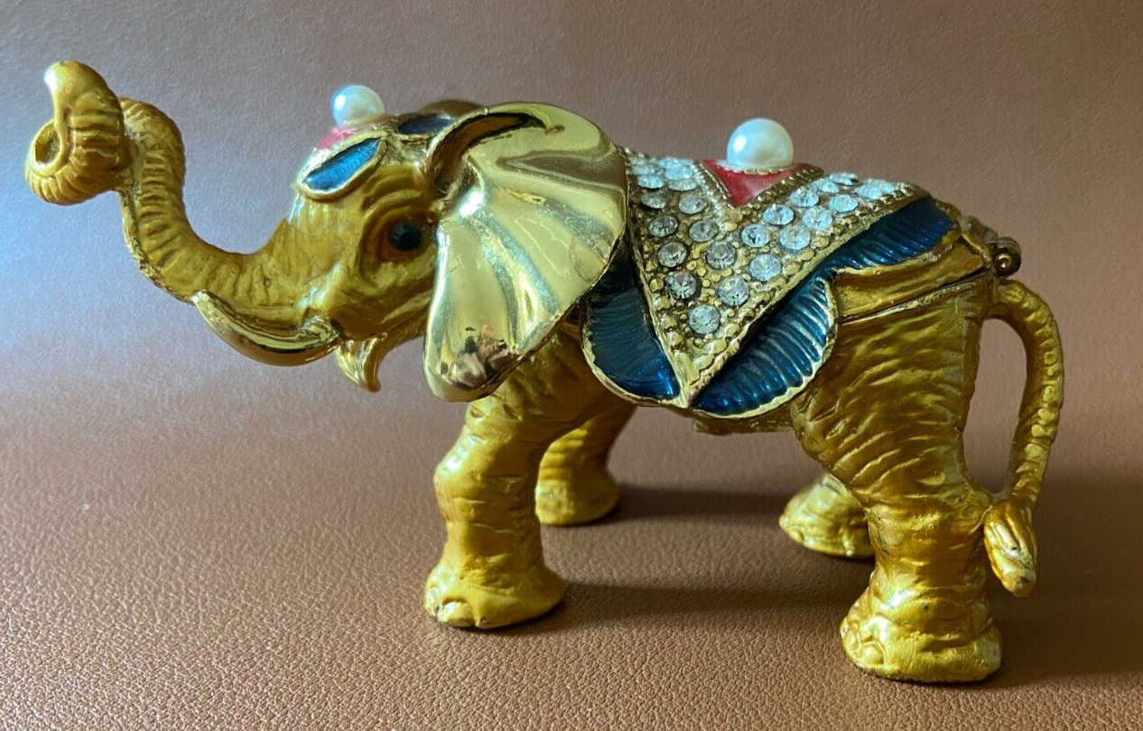 QIFU Jeweled Hinged Trinket Box Keepsake Elephant with Swarovski Crystals
