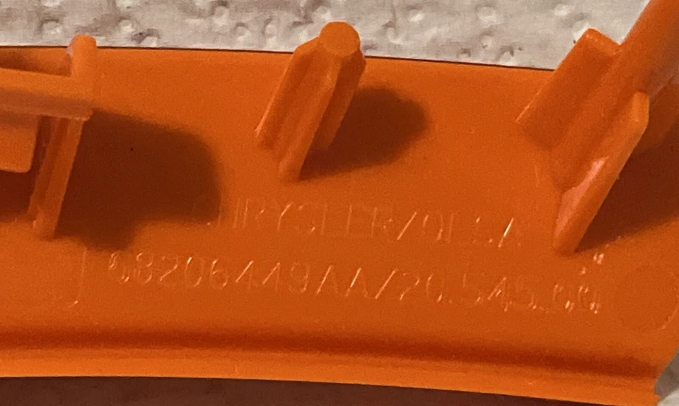 Mopar - Side Marker Chrysler 200 (2015-2017) Front Driver Side - #68206449 - NEW — 第 4/4 张图片