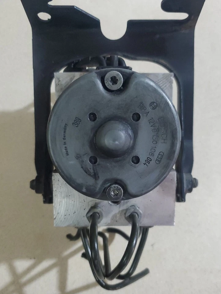 Freio antibloqueio VOLVO S40 40 SERIES 2000 2001 2002 2003 2004 ABS 1,9L fabricante de equipamento original - Imagem 4 de 4