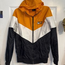 Nike Vintage Windrunner Size M