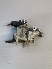 Toyota Auris E180 2014 Essence / électricité Soupape vanne EGR 2562037120