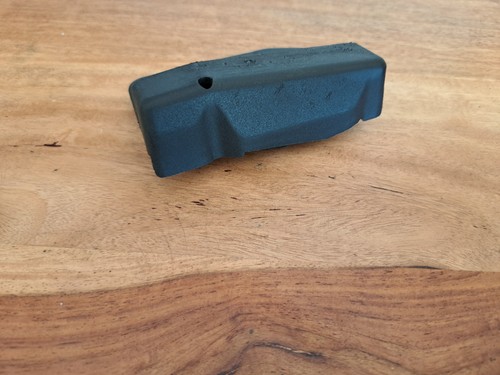 Mercedes W124 Abdeckung Motorhauben Verschluss W1248890025