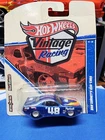Hot Wheels 2010 Vintage Racing #14 Dan Curney's AAR 'Cuda NIP