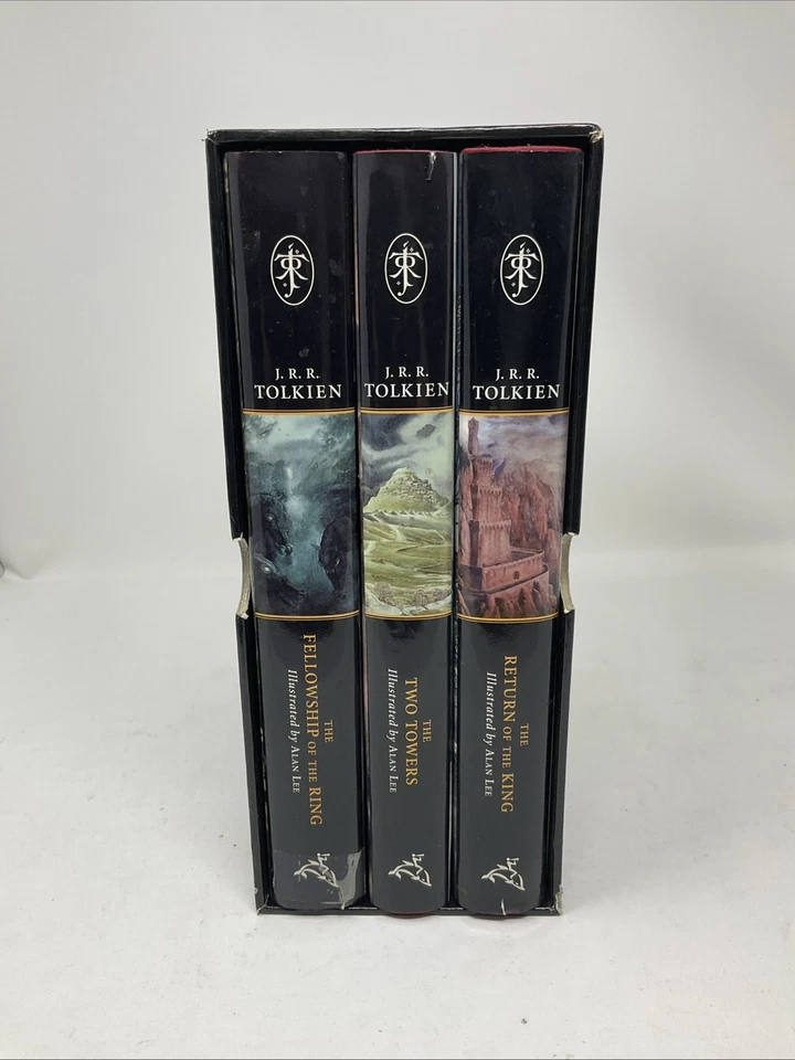 The Lord of the Rings by J.R.R. Tolkien Alan Lee Illustrated Hardcover Box Set - Image 2 of 4