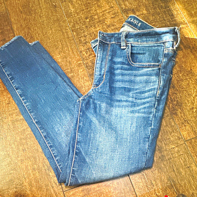 American Eagle Women s Blue Medium Wash Jegging Jeans Slim Stretch