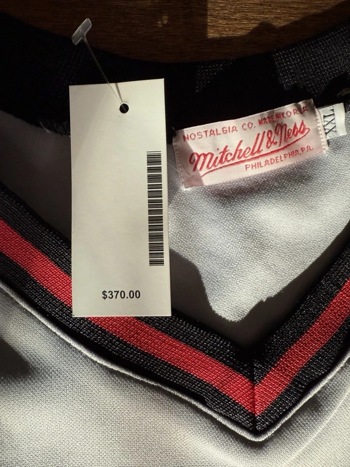 Authentic Mitchell & Ness Reggie Jackson Angels 1985 Jersey Size XXL NWT - Image 3 of 4