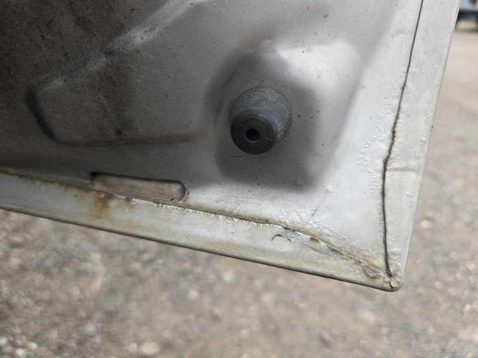 Rear Door CHEVY SILVERADO 1500 Right 01 02 03 04 05 06 07 - Изображение 3 из 4