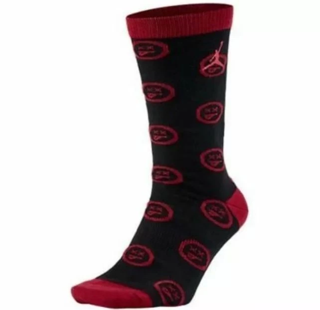 Air Jordan 12 Retro flu game Black Red socks 806408-010 Size Large (8-12)