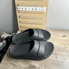 Oofos Men’s 8 Women’s 10 Black Recovery Slide Sandals