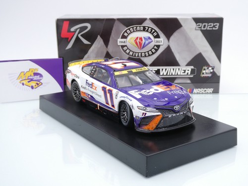 Lionel Racing W112323FEFDH # Toyota NASCAR 2023 Denny Hamlin FedEx Freight 1:24 - Bild 7 von 7