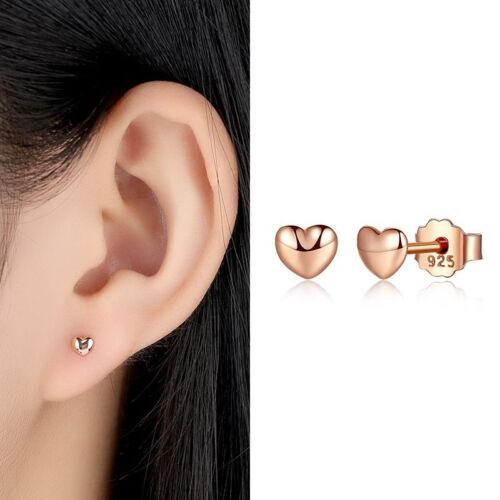 Boucles d'oreilles couleur argent sterling en forme de cœur - boucles d'oreilles clous bijoux en zircon 1 paire - Photo 1/41