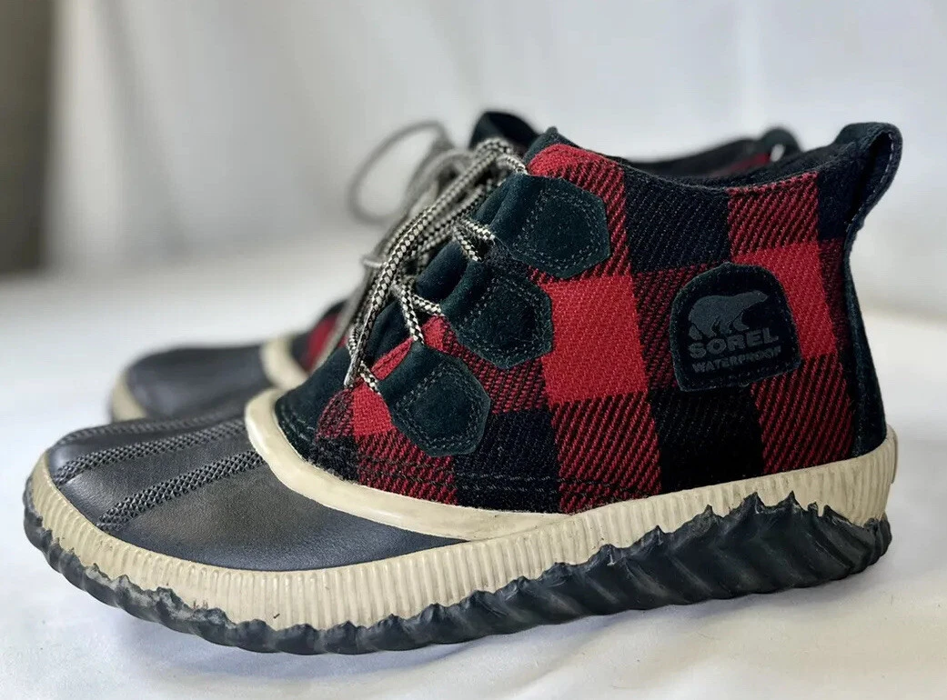 Buffalo plaid cheap sorel boots