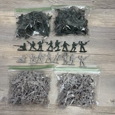 Lot of 180 Army Men Soldiers 1.5" 90 Green  90 Grey Cake Topper Figures