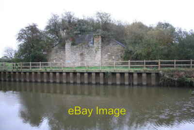 Photo 6x4 Face of bridge wall on east side of the River Thame Holton View c2013