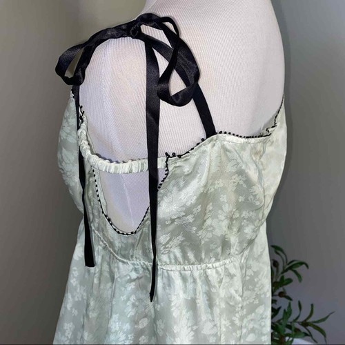 Morgan Lane NWT Hanna Dress Disappearing Daisies - Picture 4 of 11