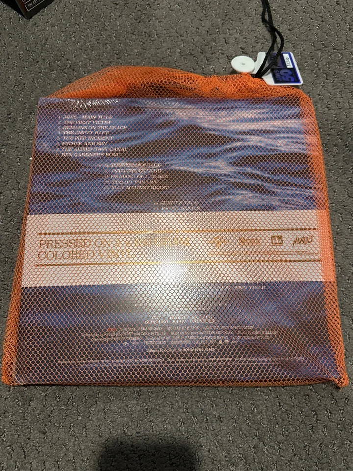 JAWS OST 2XLP 50TH Anniversary Gold Vinyl NYCC 2025 Bagged & Tagged Mondo LTD 50 - Image 2 of 2