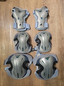 Rollerblade Pads Set - Knee, Elbow & Wrist Guards - Lux Xtra Vented - MEDIUM