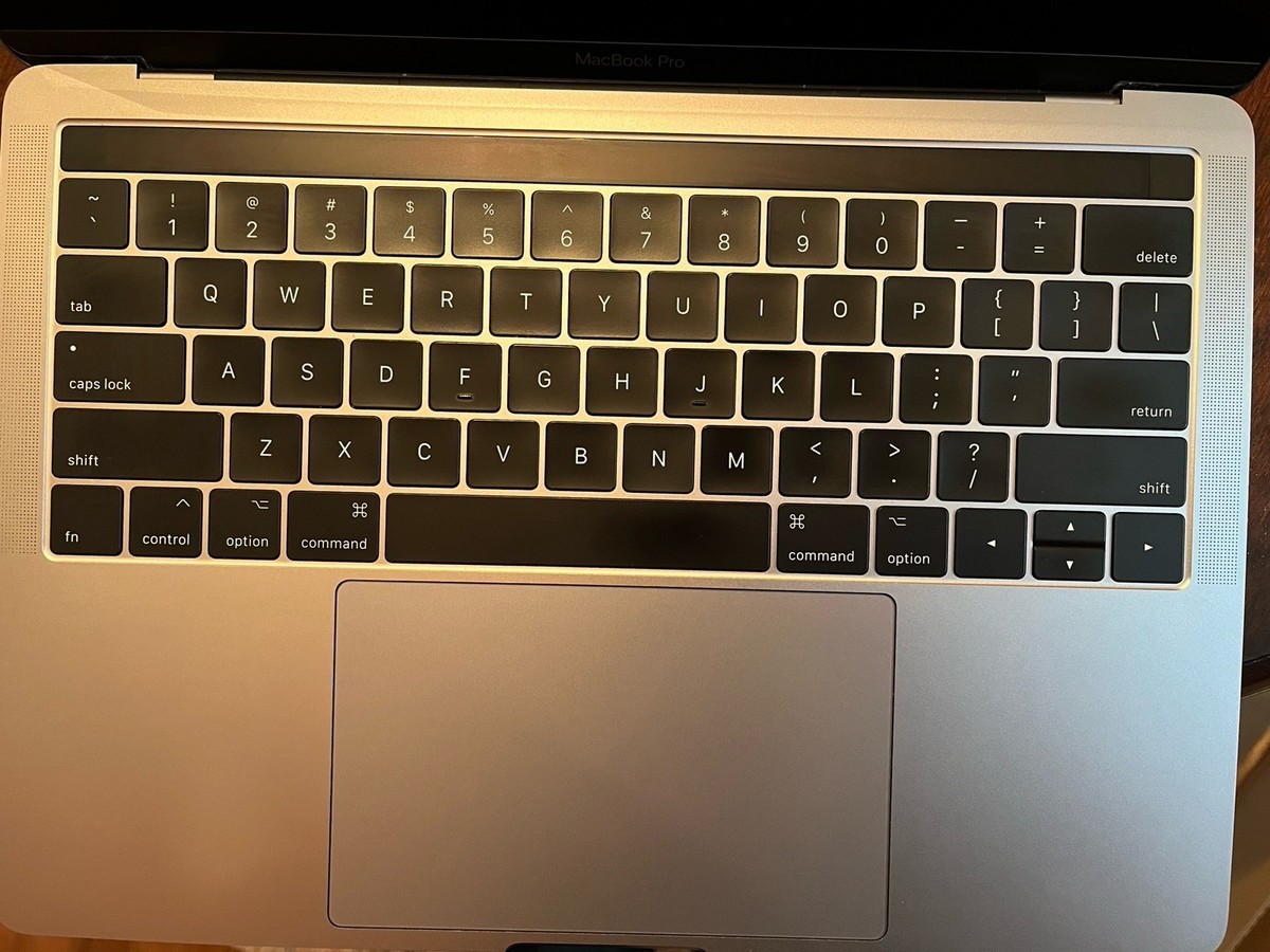 MacBook Pro (13-inch, 2016) Intel Core i5 512GB SSD 8GB RAM