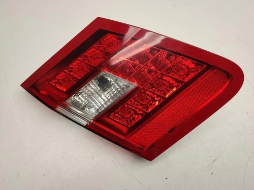 MERCEDES-BENZ E W212 Heckklappenleuchte links A2129060358 2.10 Diesel 22326089