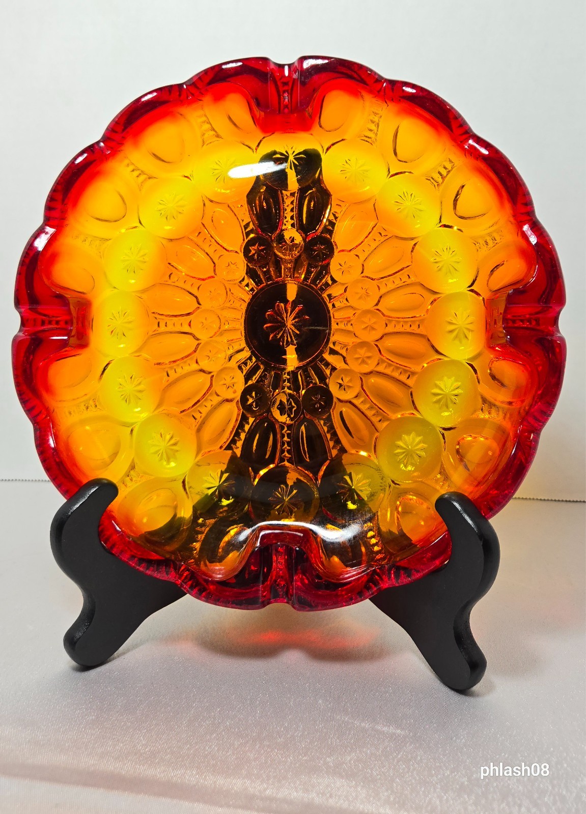 LE Smith, Amberina Moon & Stars Pattern, large Ashtray MCM GLOWS (A3 HE.CC)